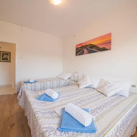 Riviera 3*