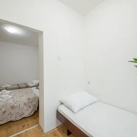 Bed & Breakfast Riviera Starigrad Paklenica