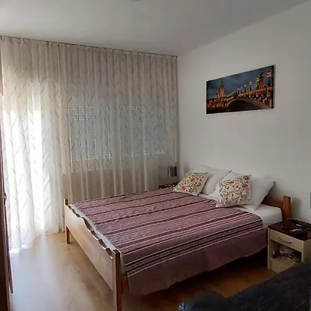 Riviera Bed & Breakfast 3*