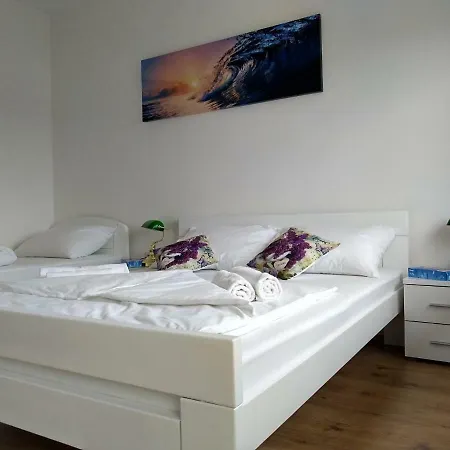 Riviera Frühstückspension 3*